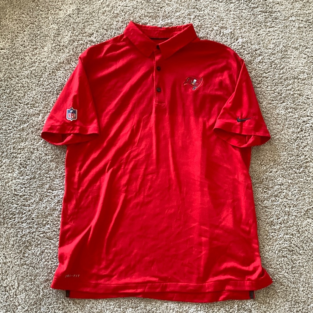 Large Red Nike Tampa Bay Buccaneers Polo